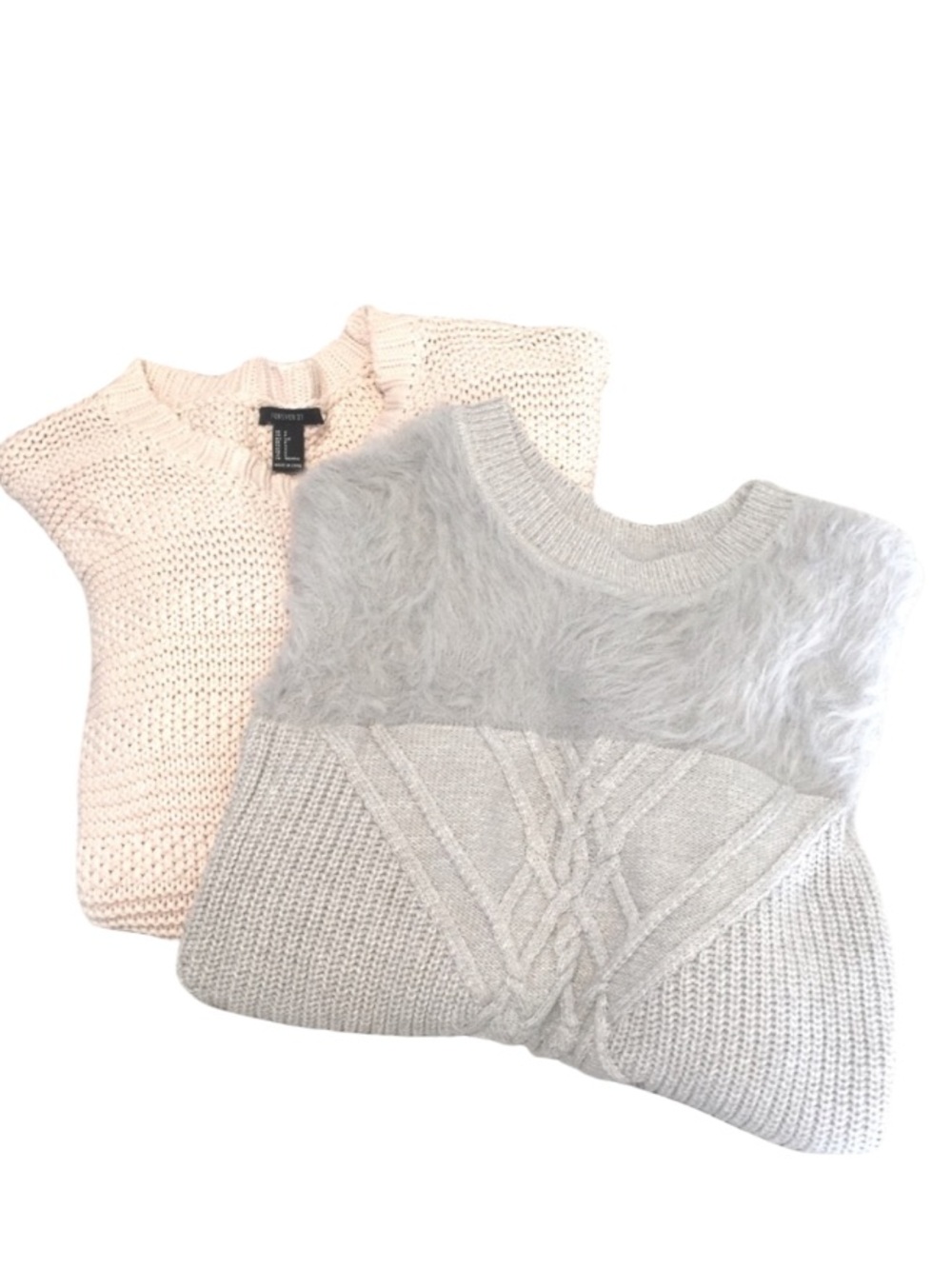 Two Women’s Cozy Crewneck Long Sleeve Sweaters Pink & Grey
Sz S